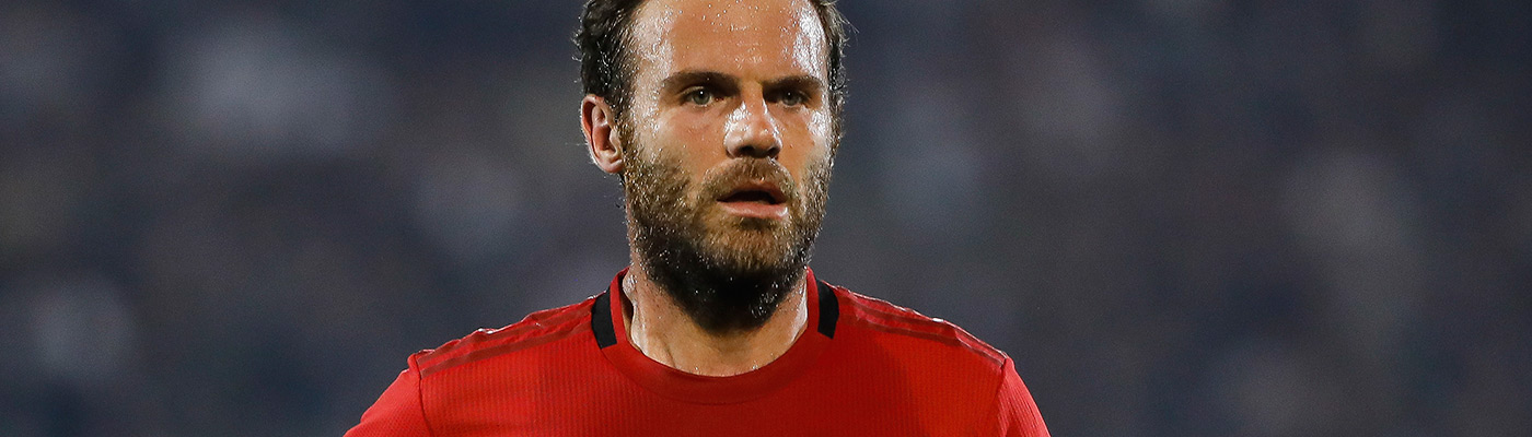 Juan Mata intentará decantar el derbi de Manchester en favor del United